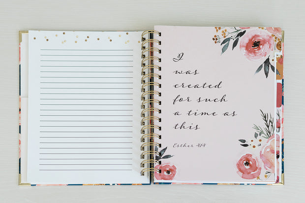 Undated Daily Planner: Blooms