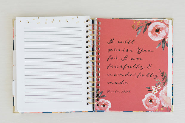 Undated Daily Planner: Blooms