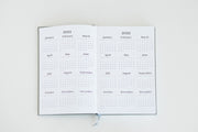 Undated Daily Planner: Cloud